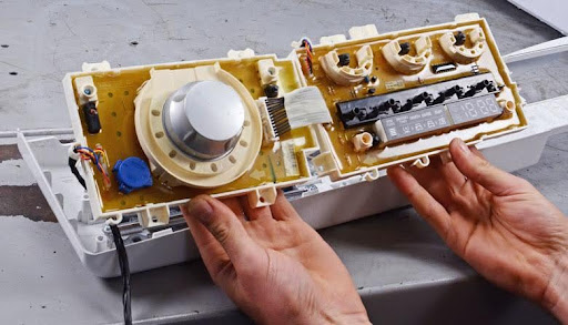 Nguyên nhân và cách xử lý máy giặt LG lỗi F ngược E