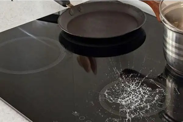 Nguyên nhân dẫn đến mặt kính bị vỡ, nứt