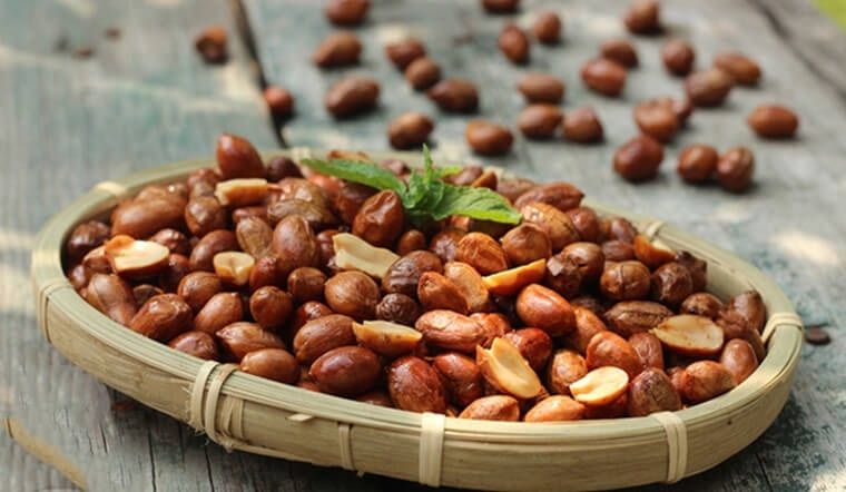 Thành phẩm và cảm nhận khi thưởng thức lạc rang