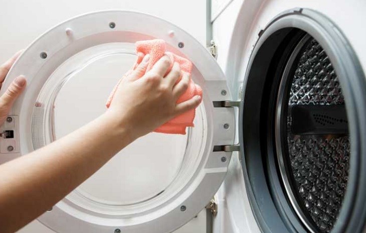 Hướng dẫn vệ sinh máy giặt electrol tại nhà đơn giản