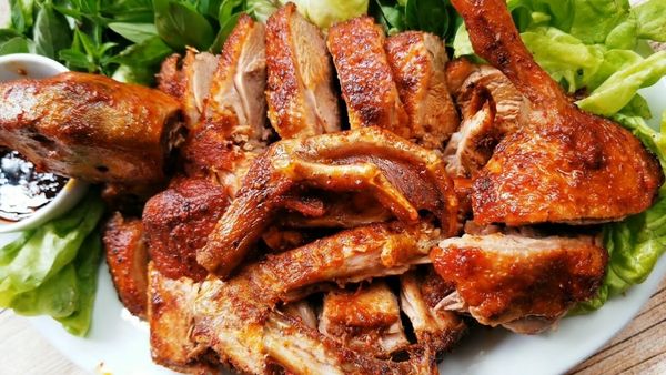Cách nướng vịt bằng nồi chiên không dầu đậm vị