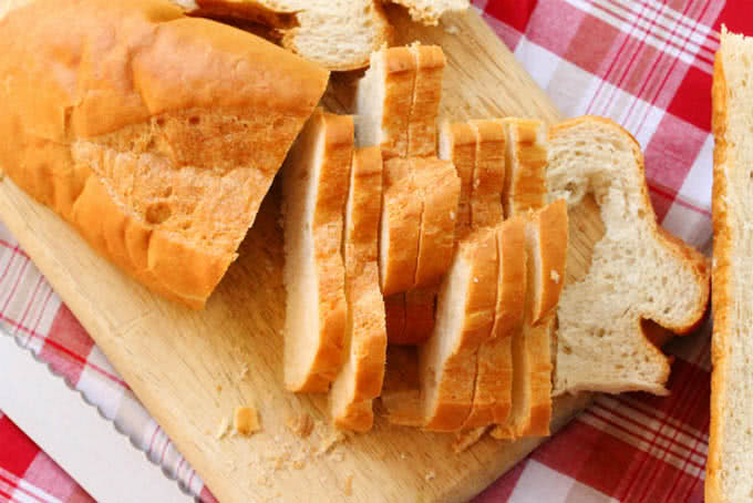 Chuẩn bị bánh mì