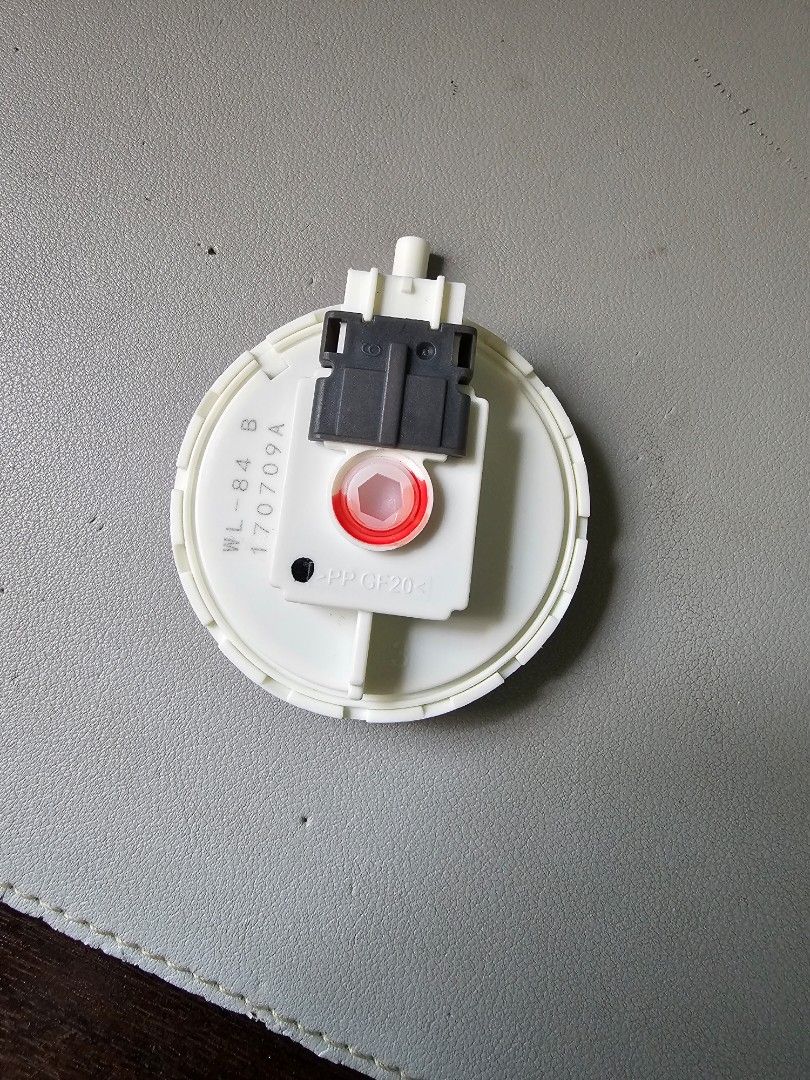 Bị hỏng cảm biến mực nước