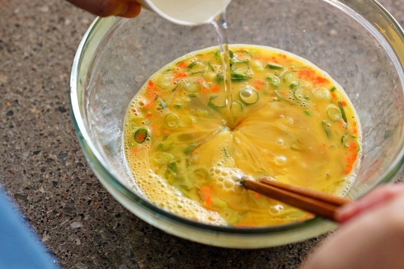 Hấp trứng bằng lo vi sóng