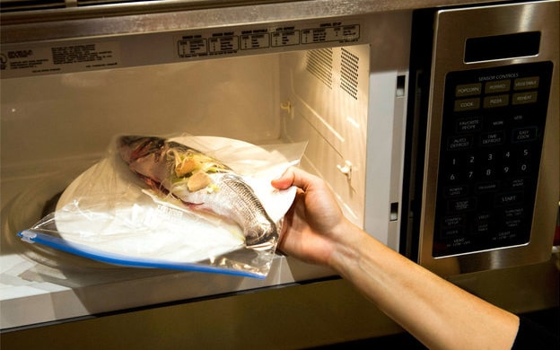 Cách nướng cá bằng lò vi sóng