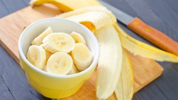cắt chuối làm chuối chiên