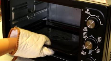 Các bước sử dụng lò nướng Tiross 3 núm
