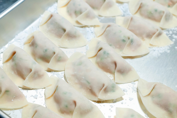 cách hấp há cảo trong lò vi sóng