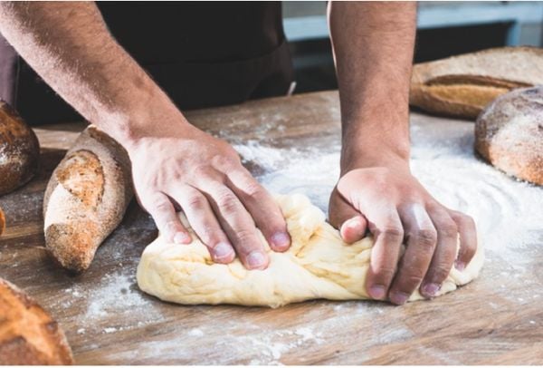 Cách làm bánh mì bằng lò vi sóng