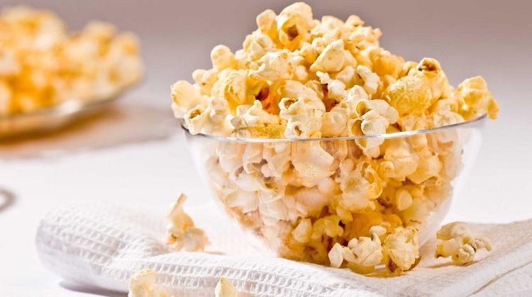 Bắp rang bơ bằng nồi chiên không dầu