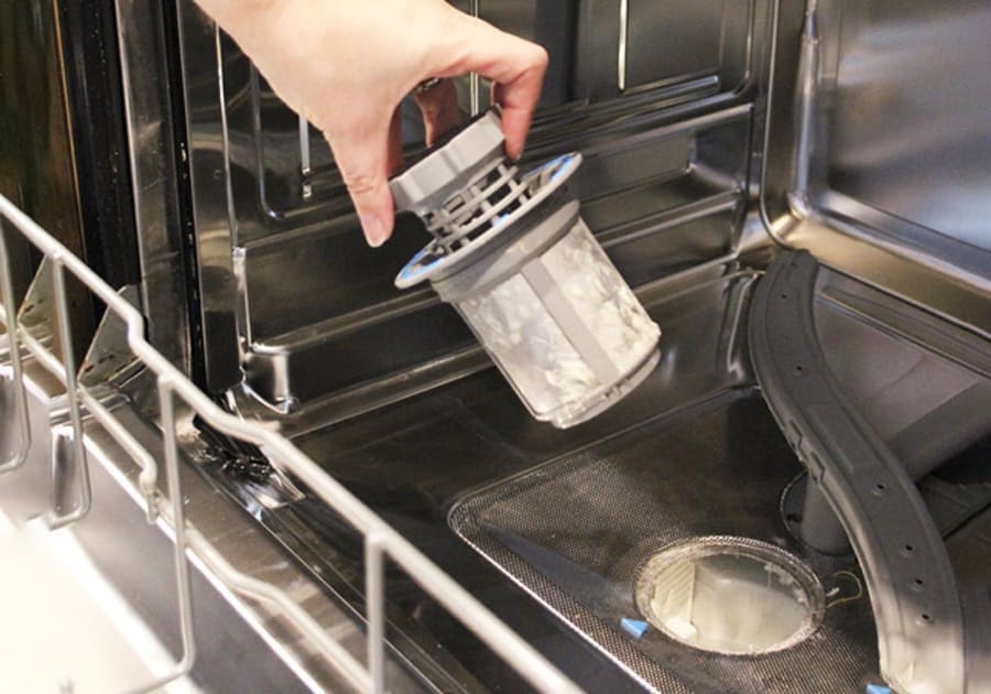 Vệ sinh và bảo quản máy rửa bát Spelier như thế nào 