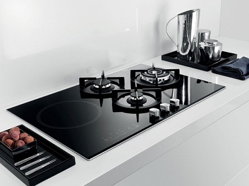 So sánh về tốc độ nấu bếp ga và bếp từ