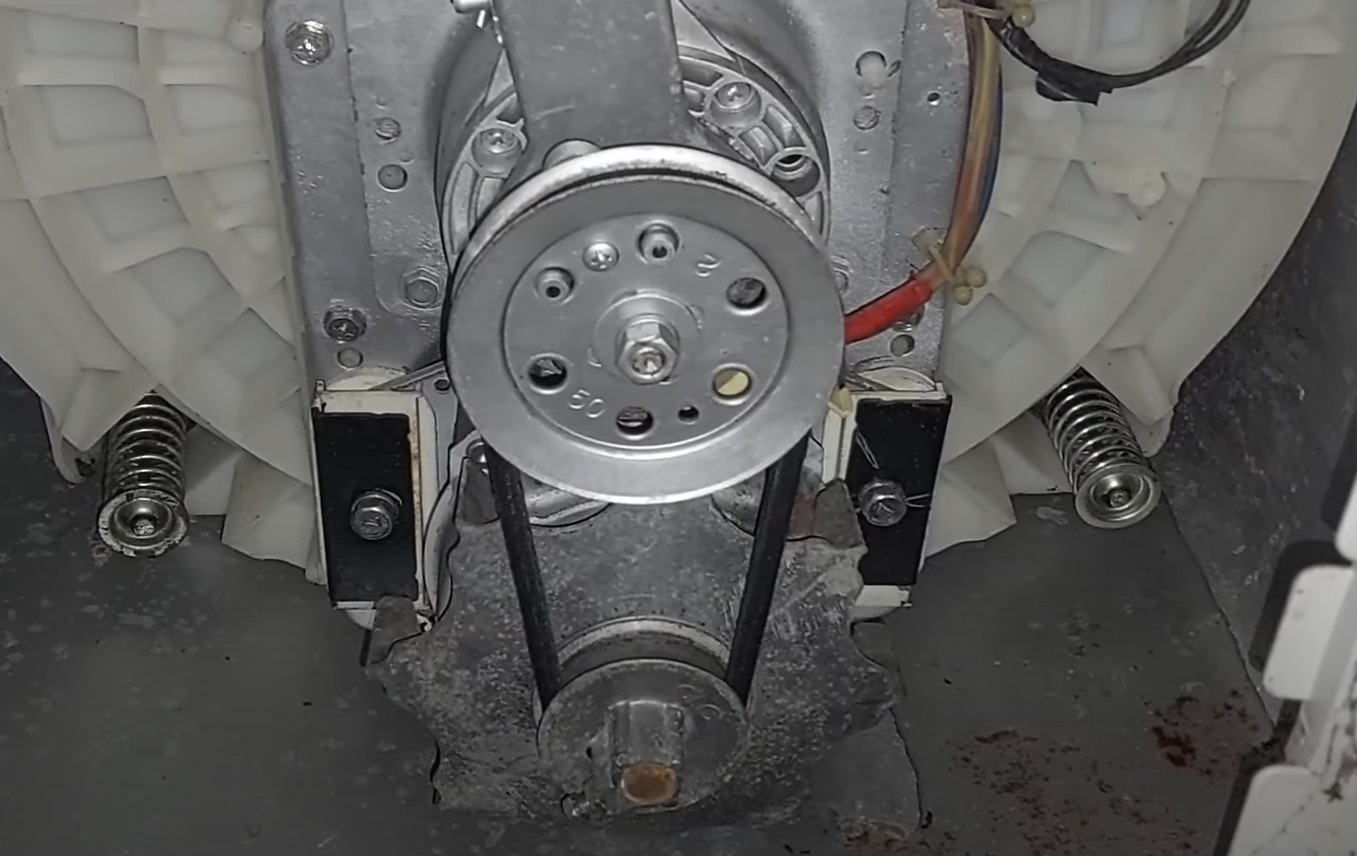 Mô tơ giặt bị kẹt