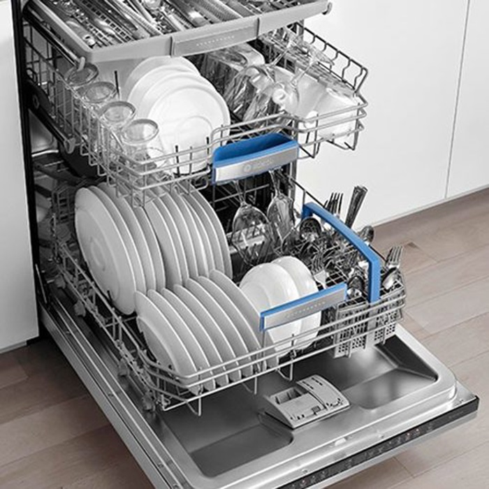 Điều chỉnh giá để vật dụng trong khoang rửa