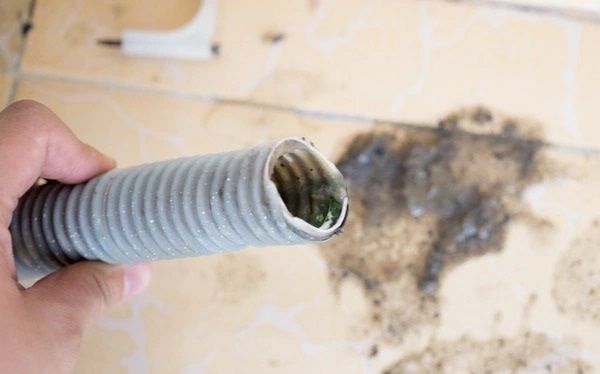 Nguồn nước nhiễm bẩn