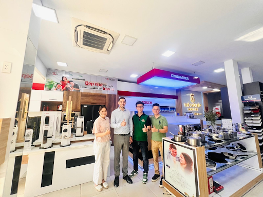 Ban lãnh đạo Bosch Việt Nam và HMH đến thăm và làm việc tại Bếp Hoàng Cương