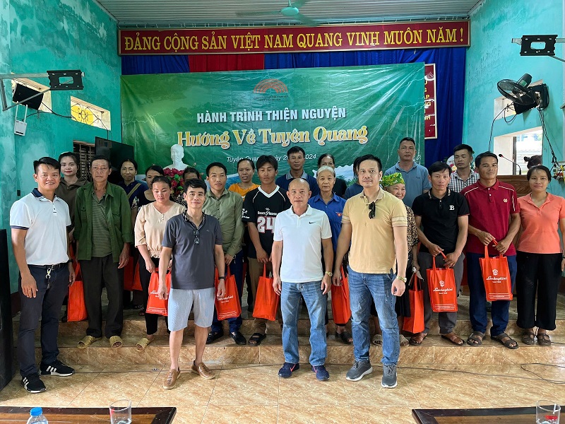 Bếp Hoàng Cương tham gia thiện nguyện tại Tuyên Quang sau bão số 3