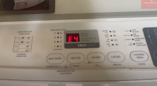 Máy giặt Toshiba báo lỗi E4 