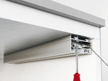 Phụ kiện cáp đỡ mặt trước với Bas điều chỉnh Hafele 365.46.050