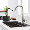 Vòi rửa bát nóng lạnh Kluger KLF0009C có dây rút